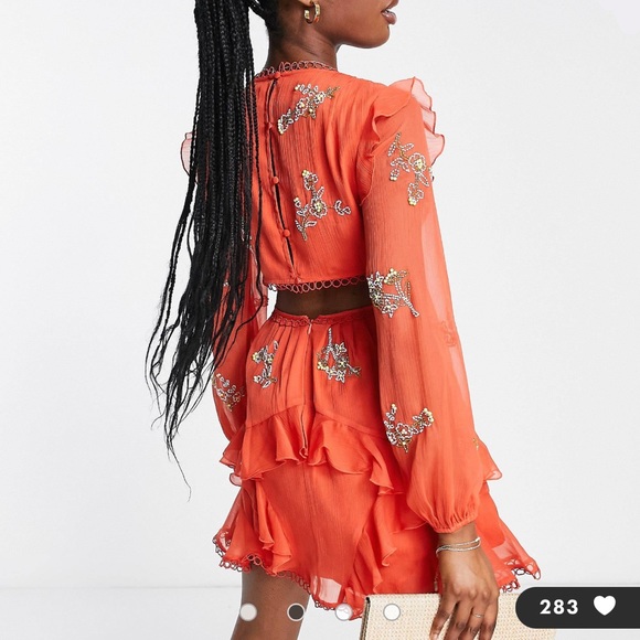 ASOS DESIGN circle trim mini dress with floral embellishment in red - Picture 1 of 8